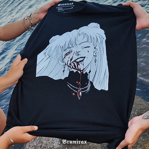 Nadia Vampire Lady - Premium Heavyweight 220g T-Shirt